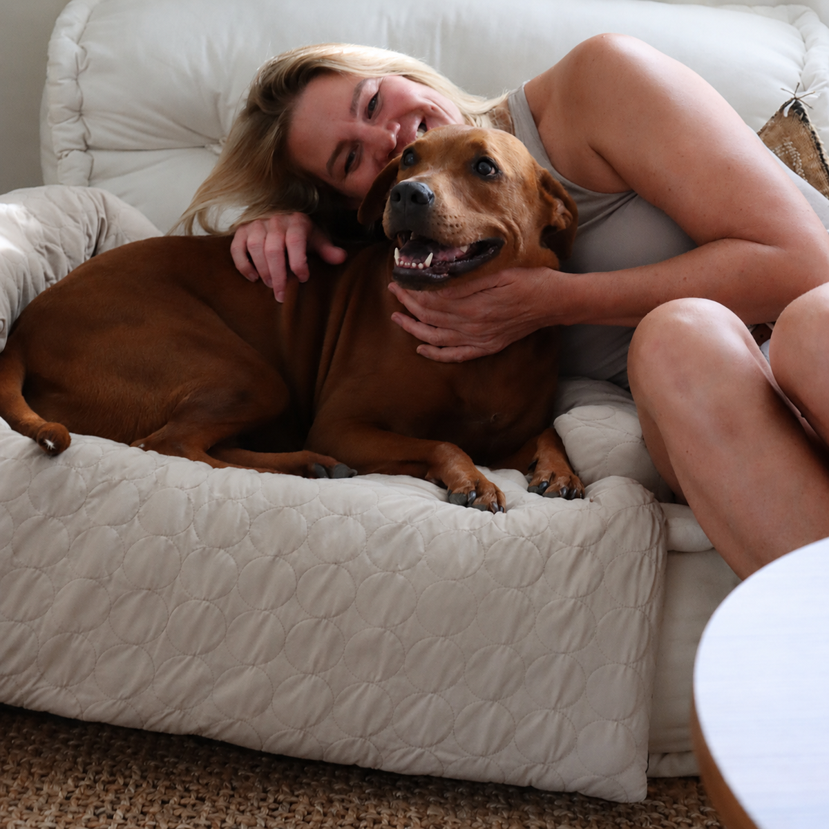 Luxury Self-Cooling Bed Pawlaro